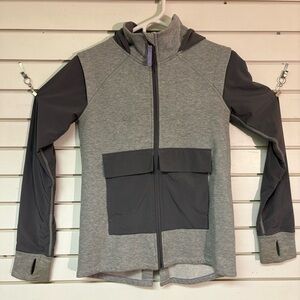 Ivivva Girls 12 Lululemon Style Jacket Grey Collar Hooded Zip Up Great Condition